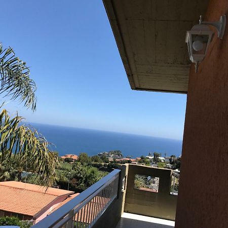 Casa Mira Daire Aci Trezza Dış mekan fotoğraf