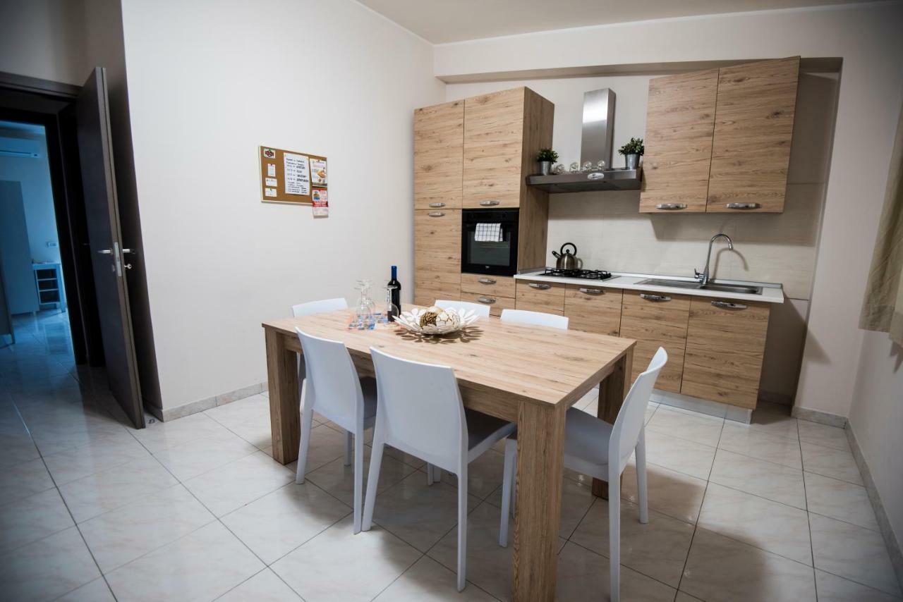 Casa Mira Daire Aci Trezza Dış mekan fotoğraf